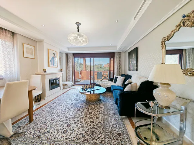 Duplex in Marbella Este, Malaga
