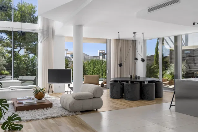 Semi Detached House in Marbella Golden Mile, Malaga