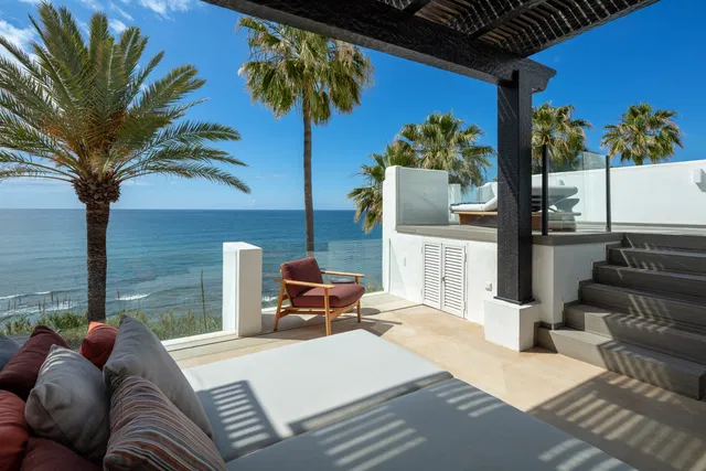 Duplex Penthouse in Marbella Golden Mile, Malaga