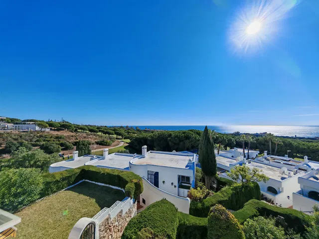 Town House in Marbella Este, Malaga