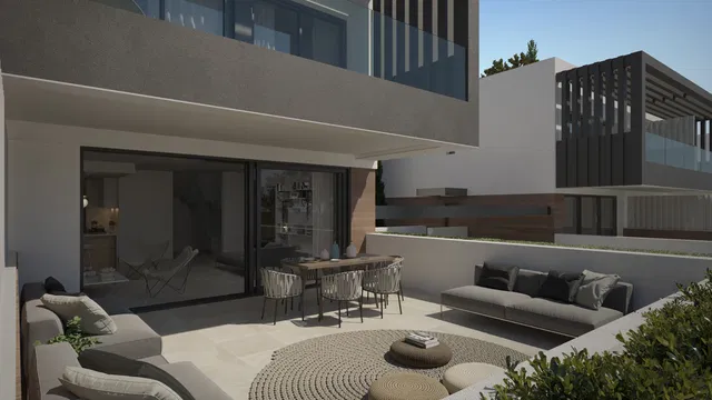Semi Detached Villa in Estepona, Malaga