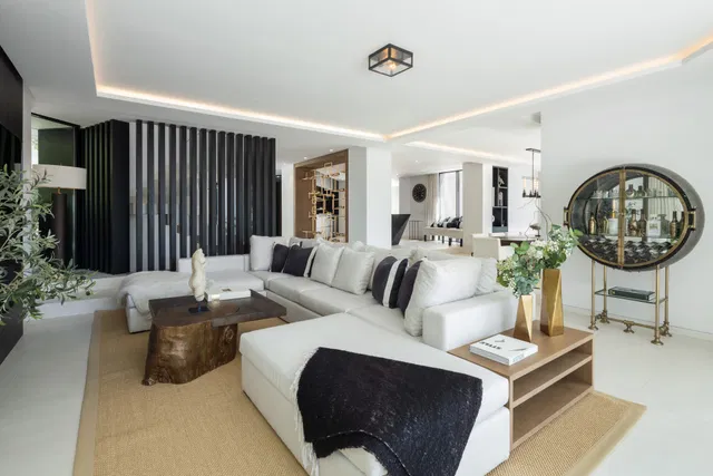 Villa in Benahavis, Malaga