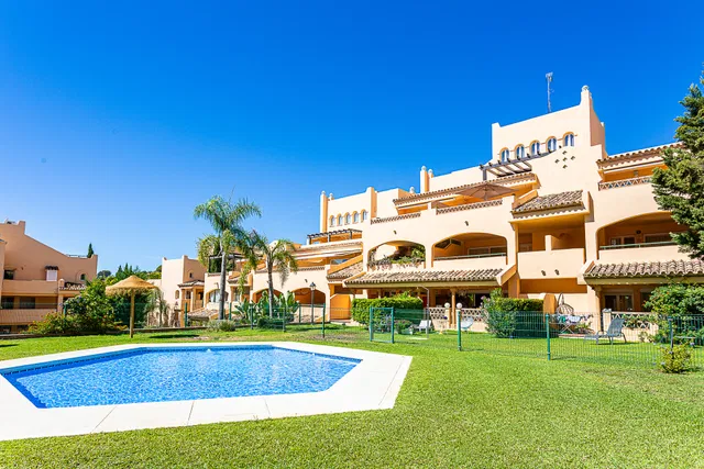 Duplex Penthouse in Marbella Este, Malaga