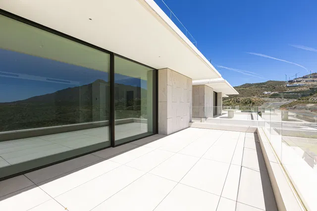 Apartment in Benahavis, Malaga