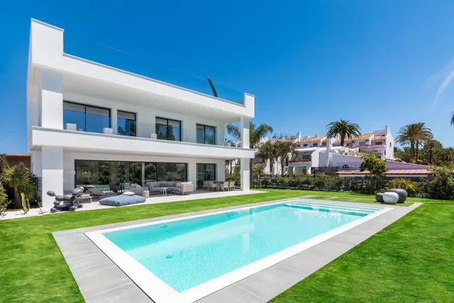 Villa in Marbella - Puerto Banus, Malaga