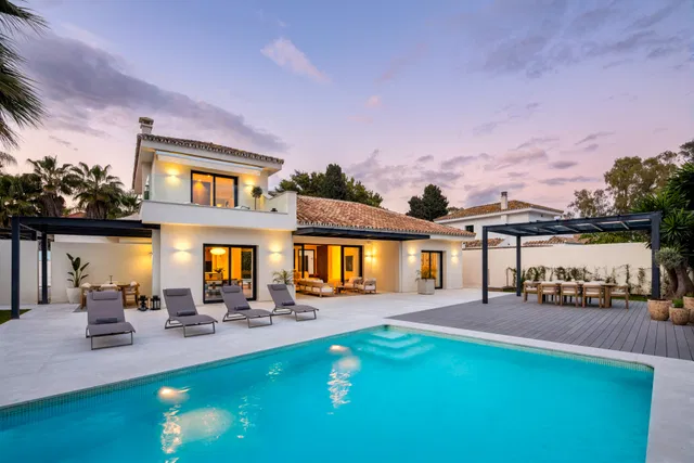 Villa in San Pedro de Alcantara, Malaga