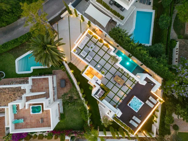 Villa in Marbella Golden Mile, Malaga