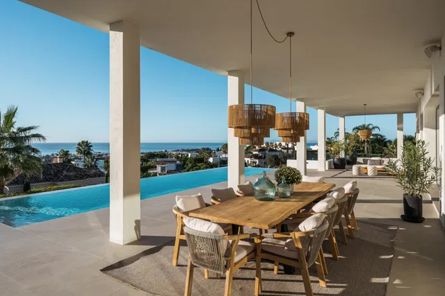 Villa in Benahavis, Malaga