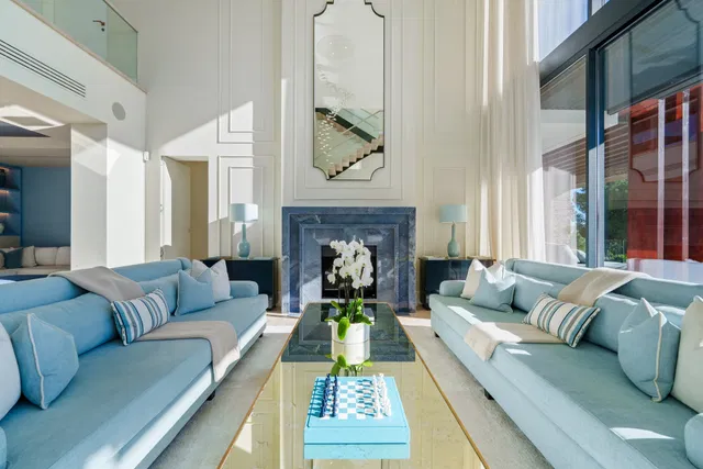 Villa in Benahavis, Malaga