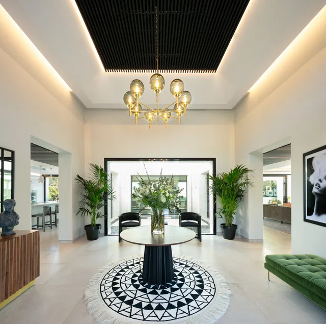 Villa in Benahavis, Malaga
