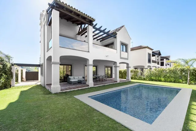 Villa in Estepona, Malaga