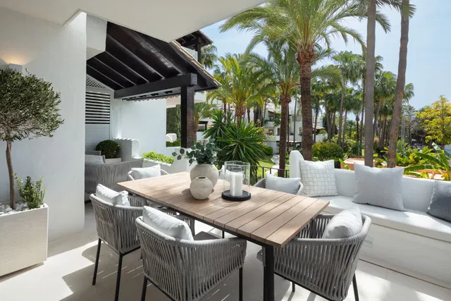 Apartment in Marbella Golden Mile, Malaga
