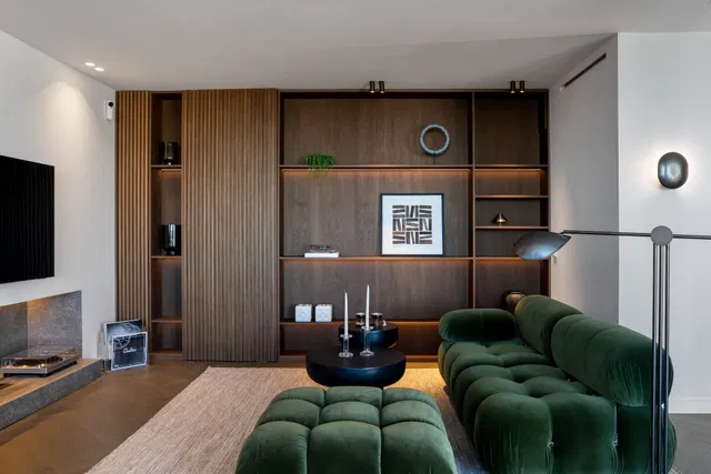 Penthouse in Nueva Andalucia, Malaga