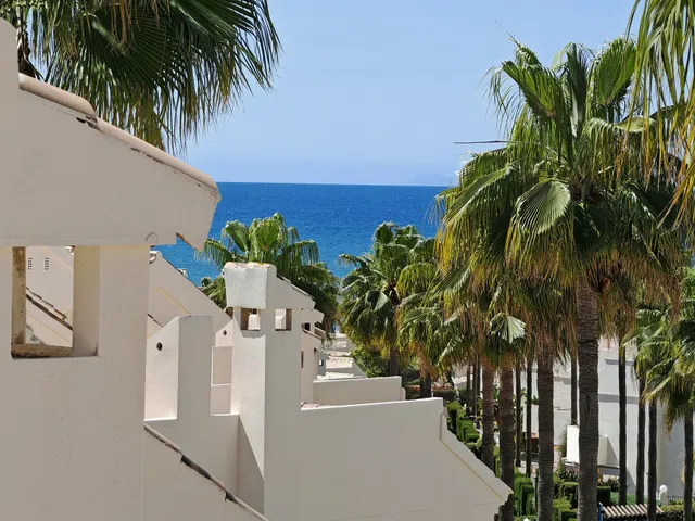 Town House in Marbella Este, Malaga