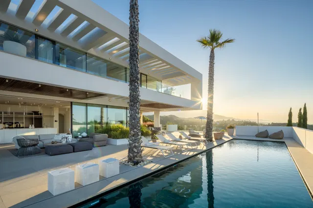 Villa in Benahavis, Malaga