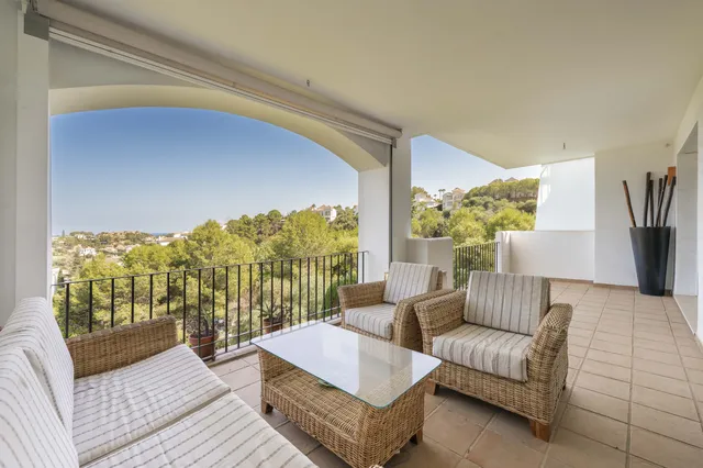Apartment in Benahavis, Malaga