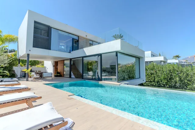 Villa in Estepona, Malaga