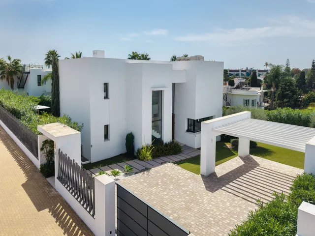 Villa in Estepona, Malaga