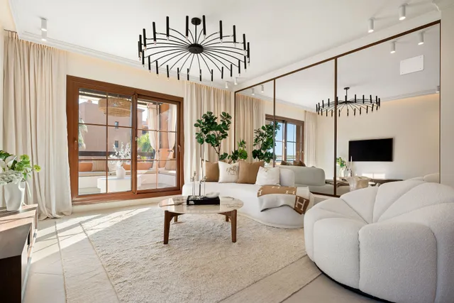 Penthouse in Benahavis, Malaga
