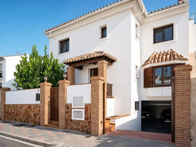Villa in Fuengirola, Malaga