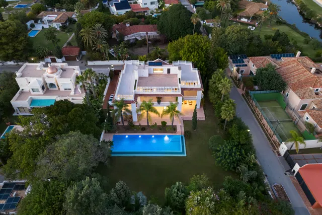 Villa in Estepona, Malaga