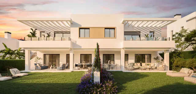 Semi Detached House in Estepona, Malaga