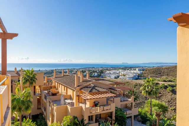 Penthouse in Benahavis, Malaga