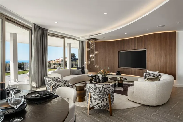 Ground Floor Apartment in Benahavis, Malaga