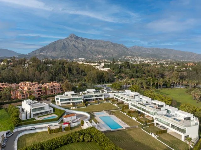 Semi Detached Villa in Marbella, Malaga