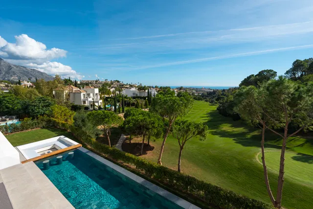 Villa in Benahavis, Malaga