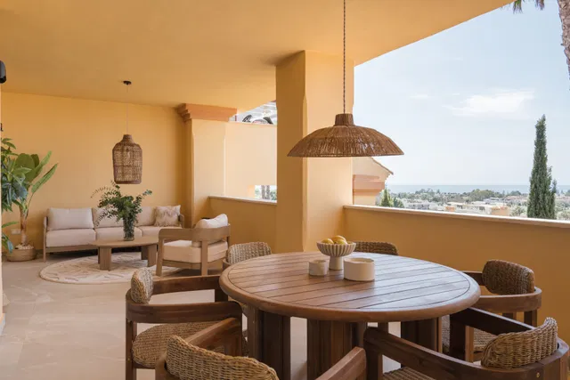 Apartment in Nueva Andalucia, Malaga