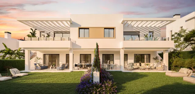 Semi Detached House in Estepona, Malaga