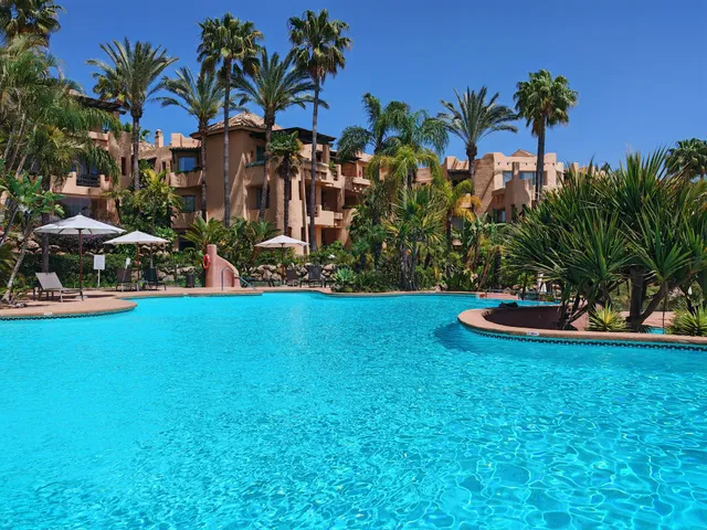 Apartment in Marbella Golden Mile, Malaga