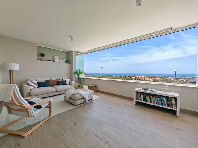 Duplex in Marbella Este, Malaga