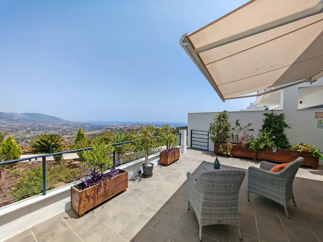 Town House in Marbella Este, Malaga