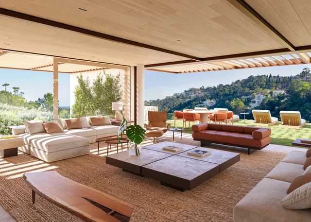 Villa in Benahavis, Malaga