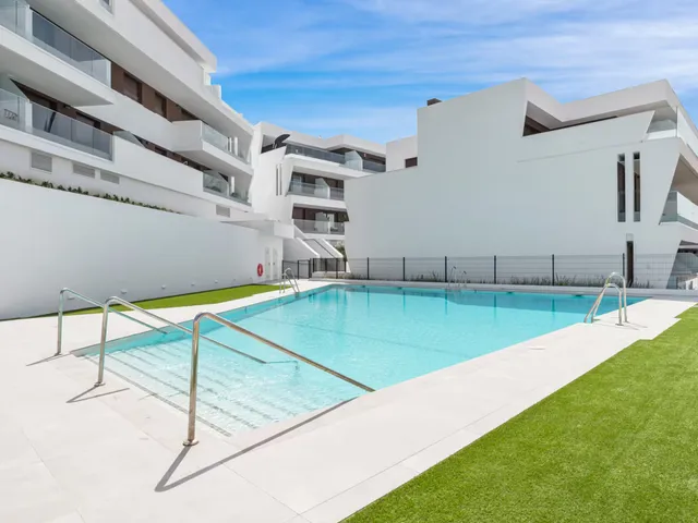 Ground Floor Apartment in Estepona, Malaga