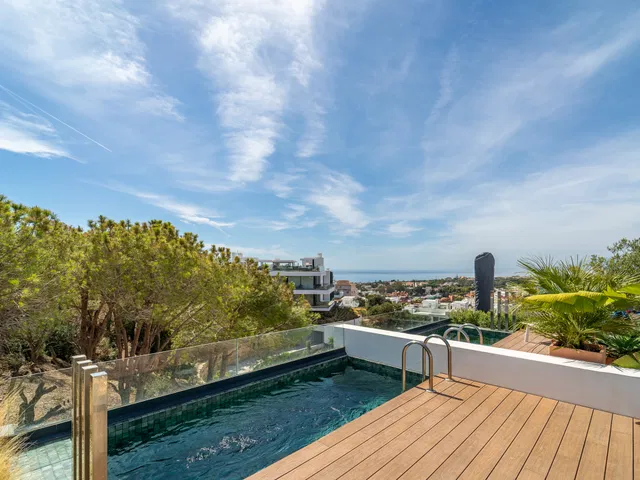 Penthouse in Marbella Este, Malaga