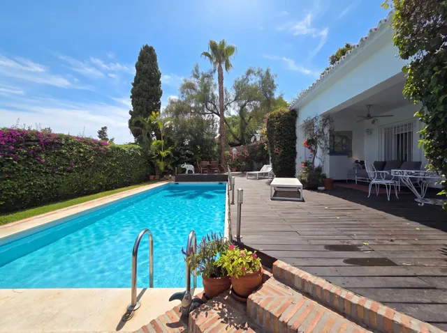 Villa in San Pedro de Alcantara, Malaga