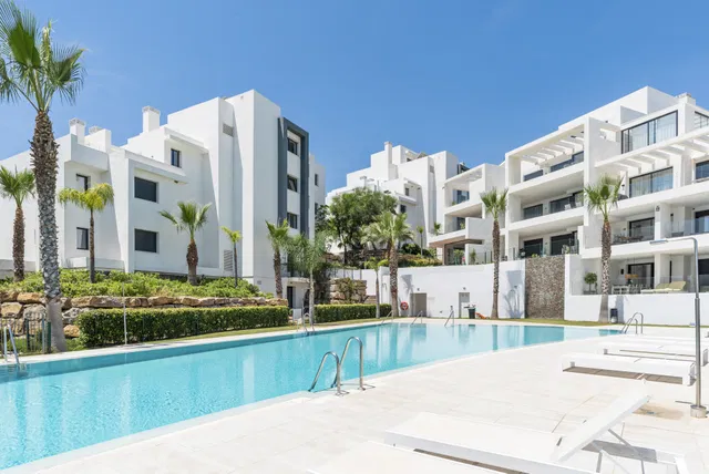 Ground Floor Apartment in Estepona, Malaga