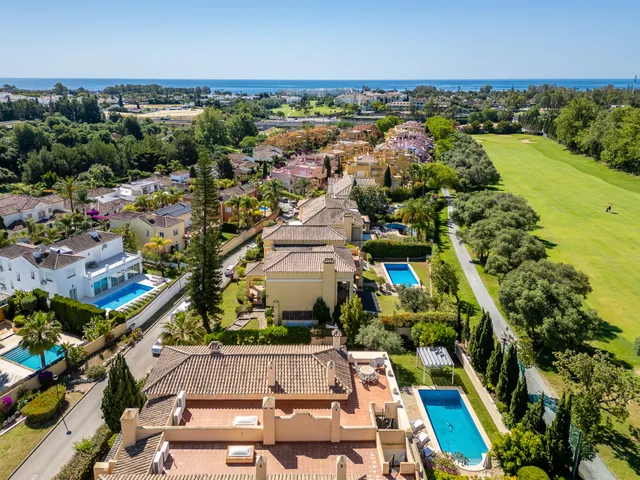 Semi Detached House in San Pedro de Alcantara, Malaga