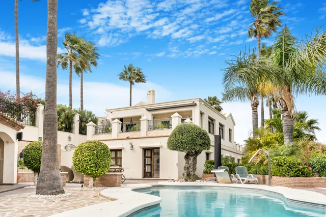 Villa in Estepona, Malaga