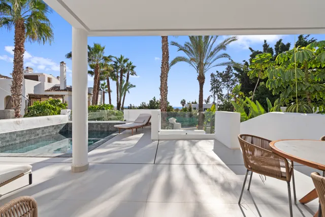 Ground Floor Duplex in Estepona, Malaga