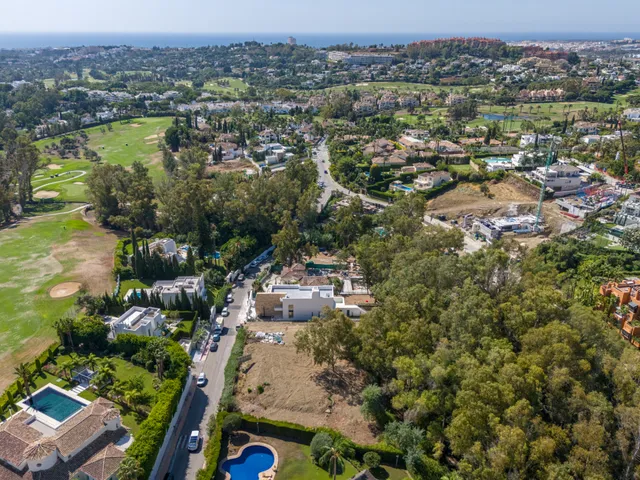 Plot in Marbella, Malaga
