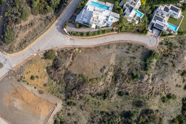 Plot in Estepona, Malaga