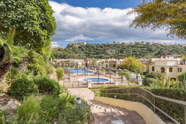 Ground Floor Apartment in Benahavis, Malaga
