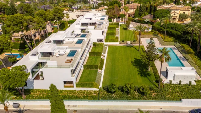 Semi Detached Villa in Marbella, Malaga