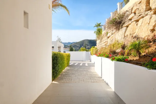 Villa in Benahavis, Malaga