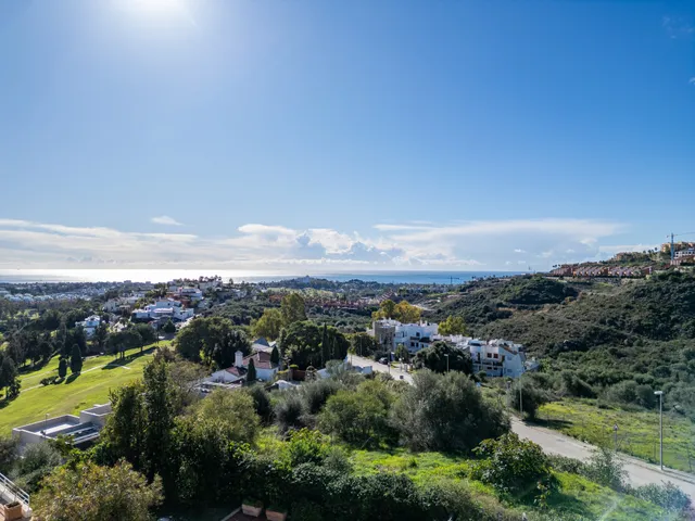 Plot in Benahavis, Malaga