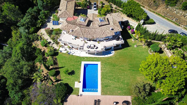 Villa in Benahavis, Malaga